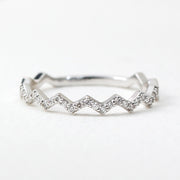 Picture of diamond ring diamond zig zag ring 14k