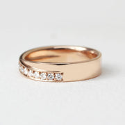 Picture of wedding engagement band double overlap