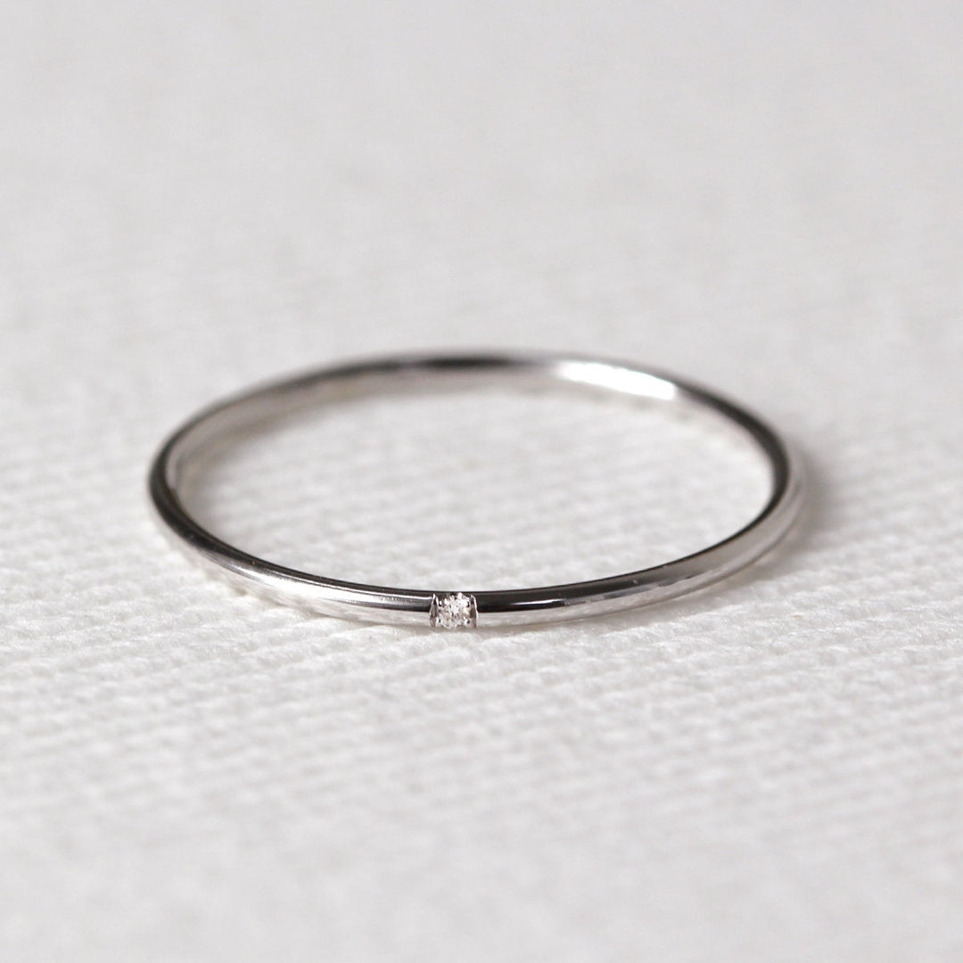 Picture of minimalist wedding band diamond wedding