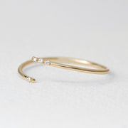 Picture of minimalist twist open diamond ring 14k