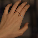 Load image into Gallery viewer, Picture of diamond ring half eternity ring 030 ctw
