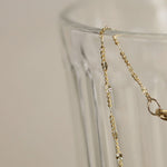 Load image into Gallery viewer, Picture of chain with diamond cut oval link gold 2
