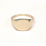 Load image into Gallery viewer, Picture of signet initial ring name ring 10k 14k
