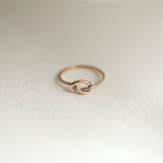 Picture of knot ring 14k solid gold ring knotted