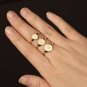 Picture of oval signet ring 14k solid gold signet