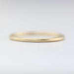 Load image into Gallery viewer, Picture of wedding band wedding ring 14k gold band
