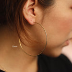 Load image into Gallery viewer, Picture of 14k solid gold hoop earrings hoop
