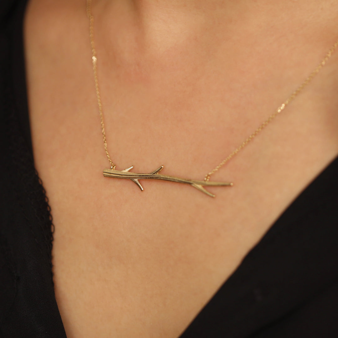 Picture of 14k gold branch necklace 14k gold tree