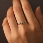 Load image into Gallery viewer, Picture of green sapphire ring pear shape green
