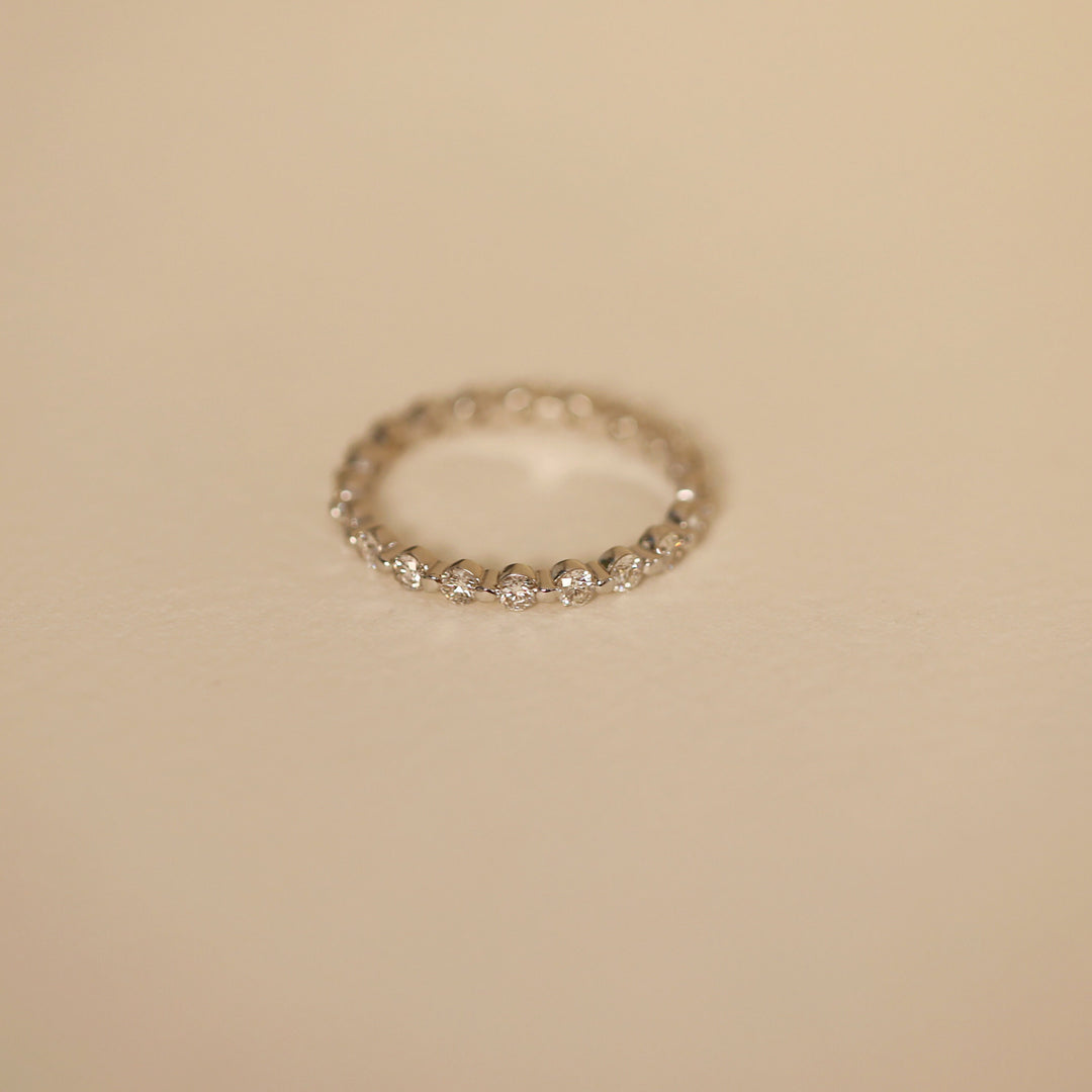 Picture of diamond wedding band diamond ring full