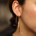 Load image into Gallery viewer, Picture of 14k solid gold hoop earrings hoop
