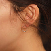 Picture of open circle gold earrings simple round
