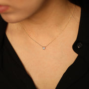 Picture of diamond solitaire necklace natural