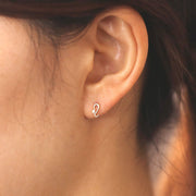 Picture of leo zodiac sign diamond earring leo