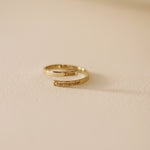 Load image into Gallery viewer, Picture of name ring initial ring personalized ring
