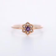 Picture of amethyst and diamonds flower ring