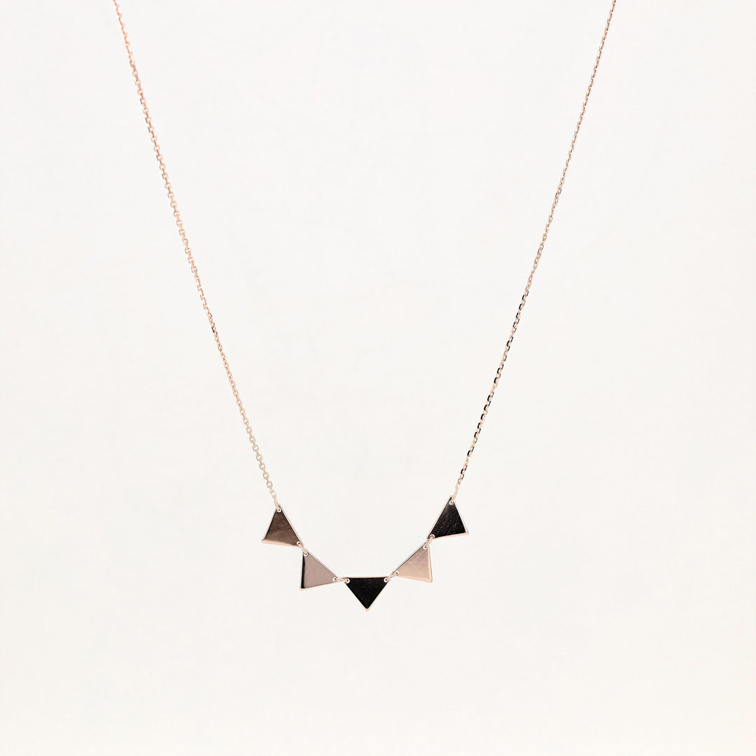 Picture of triangle plate necklace 14k white gold