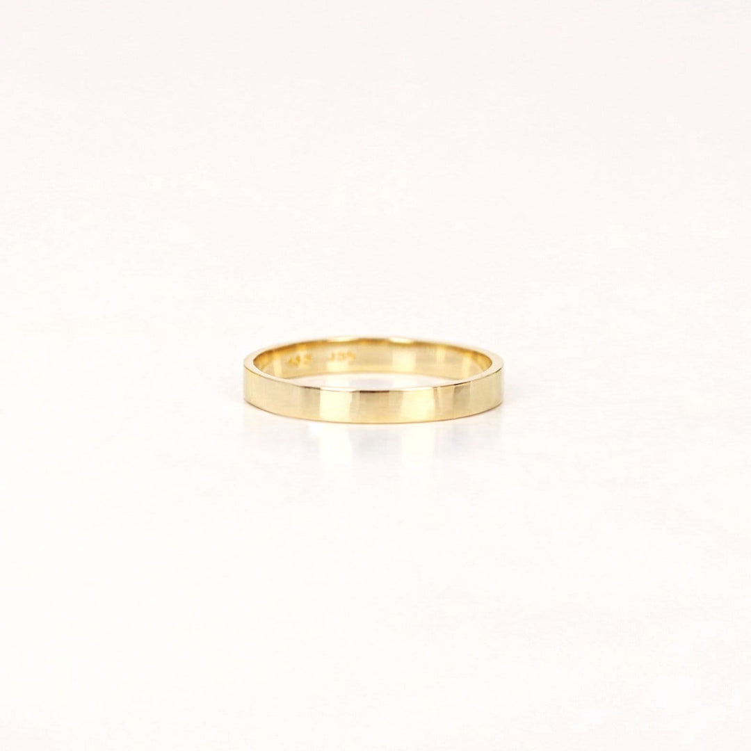 Picture of solid gold wedding band 14k 18k wedding