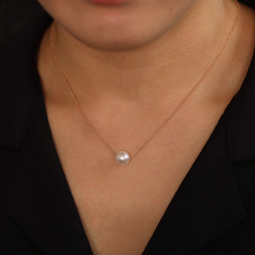 Picture of pearl necklace 65mm natural freshwater