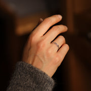 Picture of chain link shape ring solid link chain