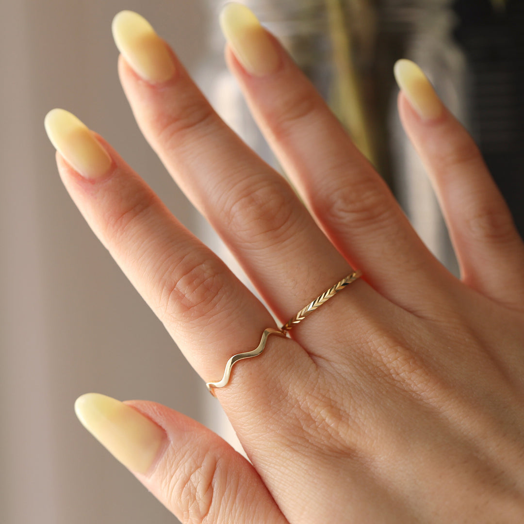 Picture of flat wavy ring zig zag ring ripple ring