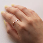 Load image into Gallery viewer, Picture of 14k solid gold flat top d shaped ring
