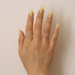 Load image into Gallery viewer, Picture of 14k solid gold flat top d shaped ring
