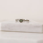 Load image into Gallery viewer, Picture of green sapphire ring pear shape green
