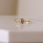 Load image into Gallery viewer, Picture of 14k solid gold morganite solitaire ring
