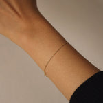 Load image into Gallery viewer, Picture of thick raso chain bracelet gold chain
